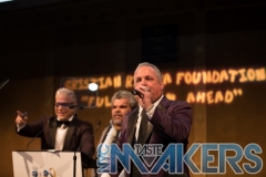 5866