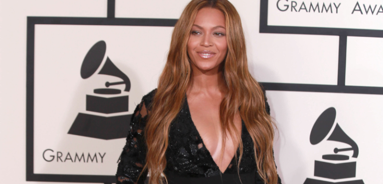 Beyonce Responds to CMA Snub